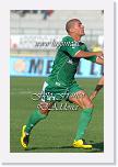 DSC_7251 avellino lecce 0-2 * Foto:Franco D'Addona                allo stadio partenio di avellino il lecce vince per 2-0 al 37 valdes su rigore al 39 st munari arbitro ayroldi di molfetta ass.conca e forconi -iv- de benedictis * 334 x 500 * (51KB)